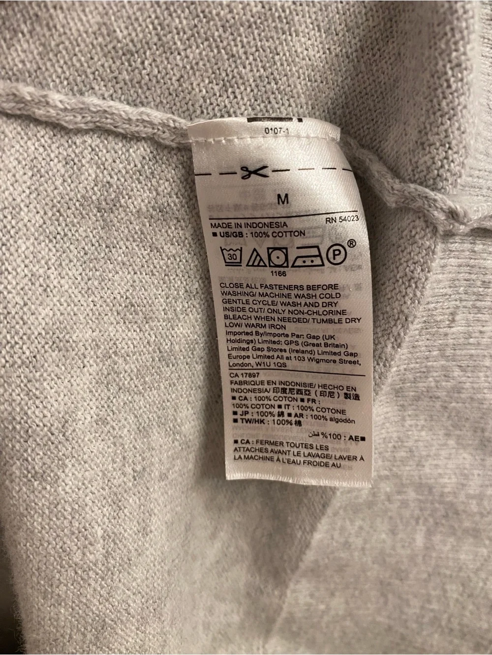 GAP Women's Light Gray Button-Front Cardigan Sweater. 100% cotton😍